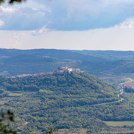 Apartments Sveti Leonard Oprtalj Δωμάτιο φωτογραφία