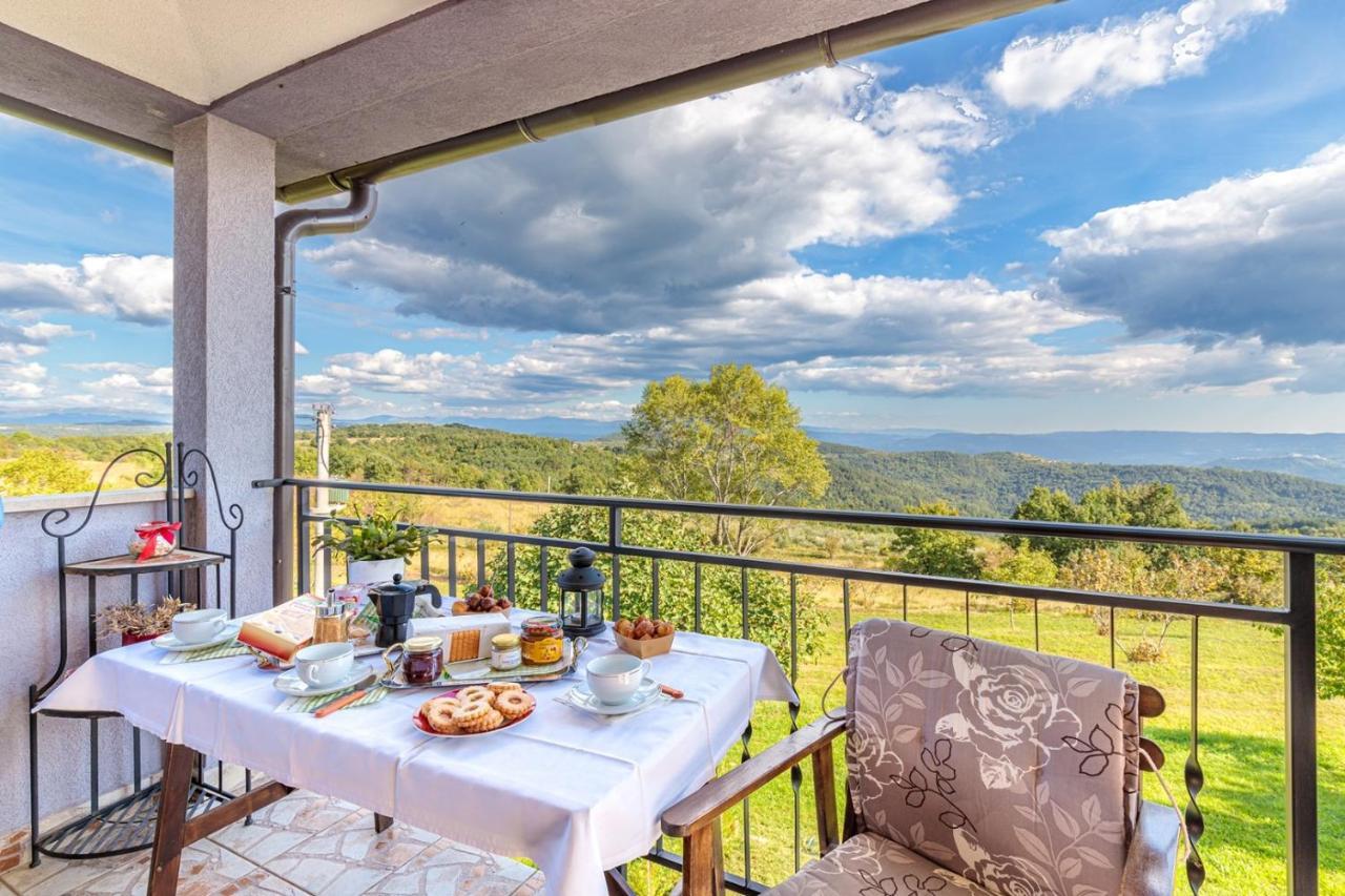 Apartments Sveti Leonard Oprtalj Εξωτερικό φωτογραφία