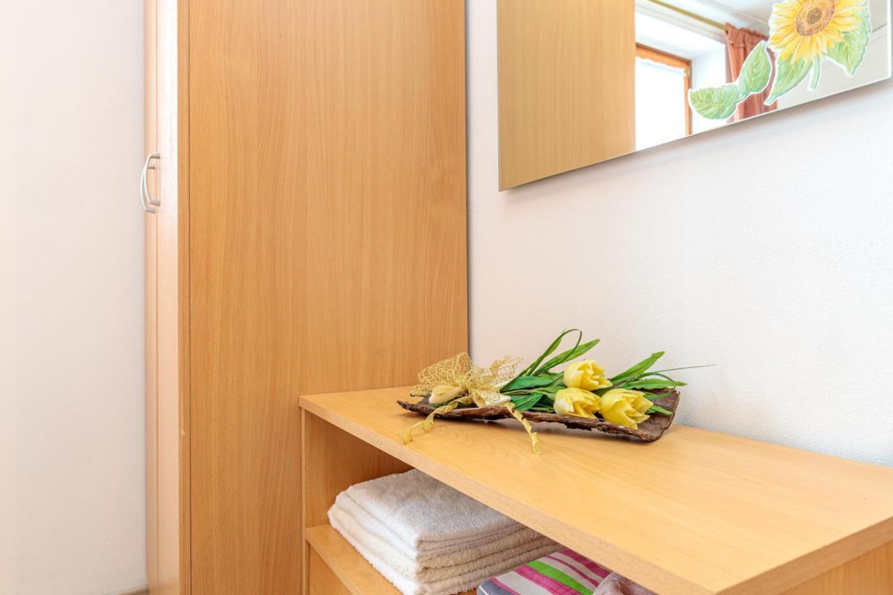 Apartments Sveti Leonard Oprtalj Εξωτερικό φωτογραφία