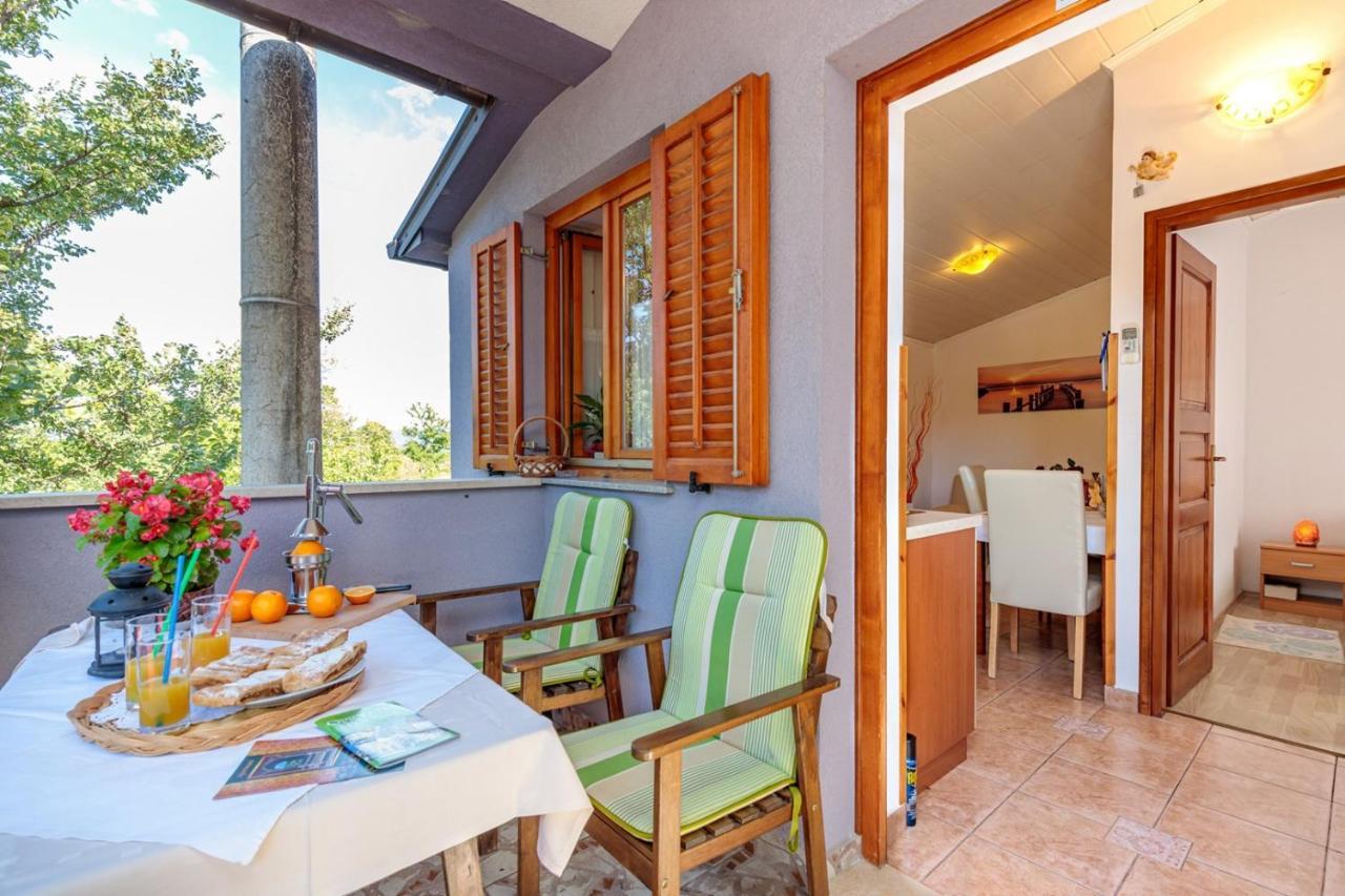 Apartments Sveti Leonard Oprtalj Εξωτερικό φωτογραφία